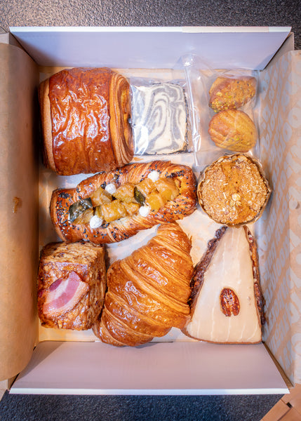 Weekly baker's box subscription (beta) for December